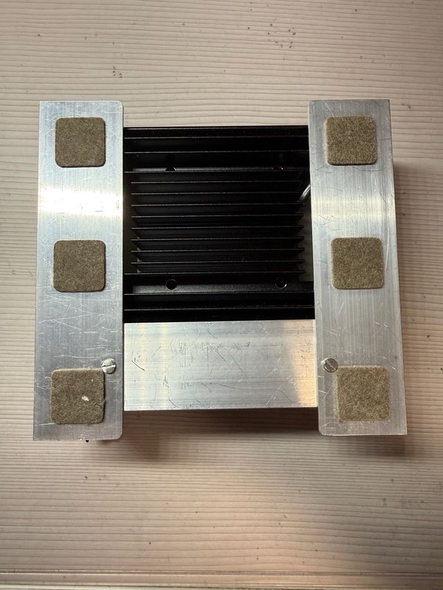 Ubiquiti UniFi Switch 8 60W