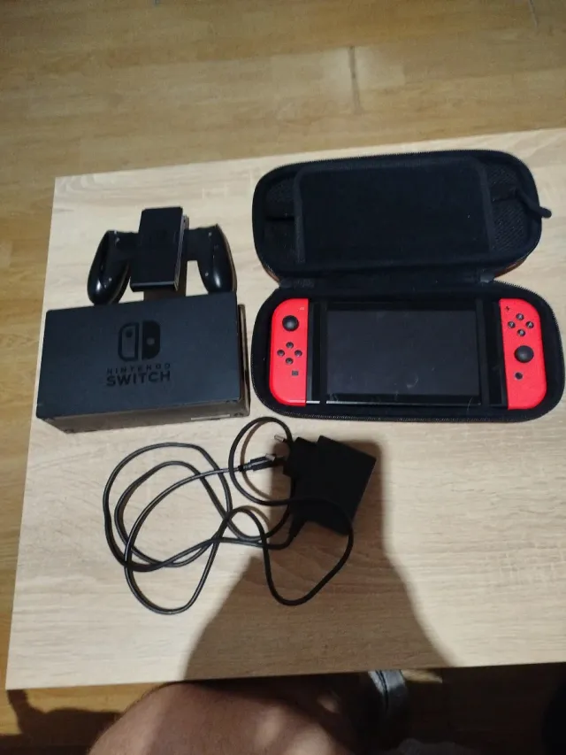 Nintendo Switch com acessórios