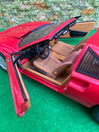 Ferrari 328 GTS – Anso – Escala 1:18
