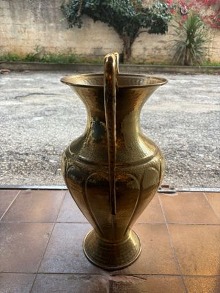 Portaombrelli antico in metallo dorato