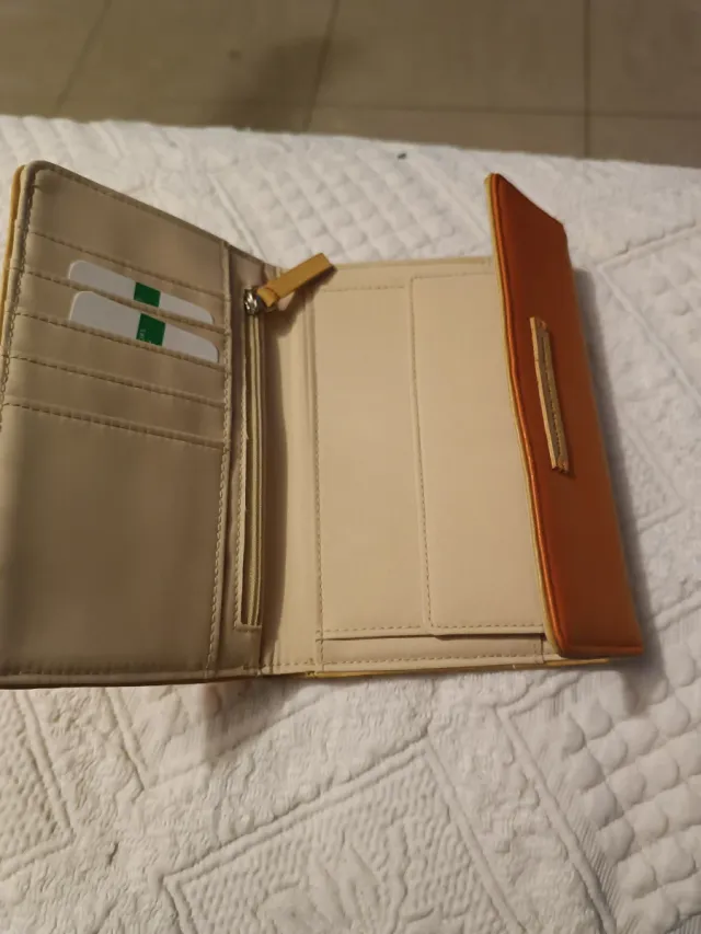 Cartera United Colors of Benetton Naranja