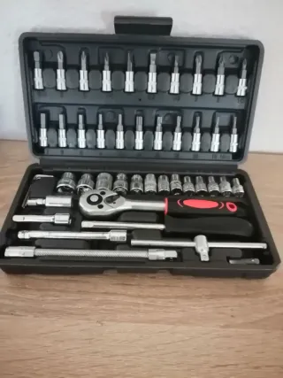 Caja de herramientas 46 piezas