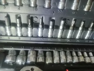 Caja de herramientas 46 piezas