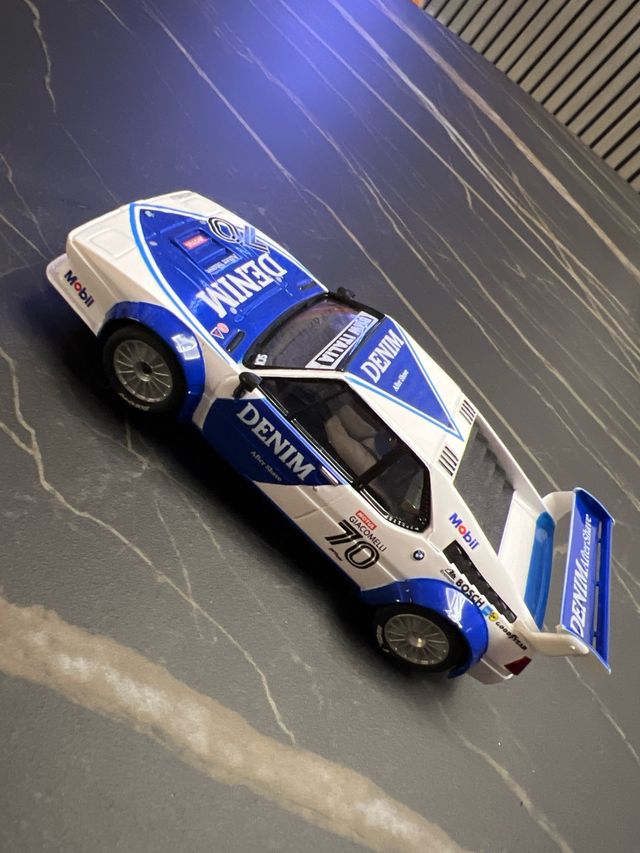 Coche Scalextric BMW DENIM 70