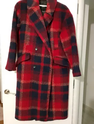 Abrigo cuadros Pull&Bear/ Talla grande