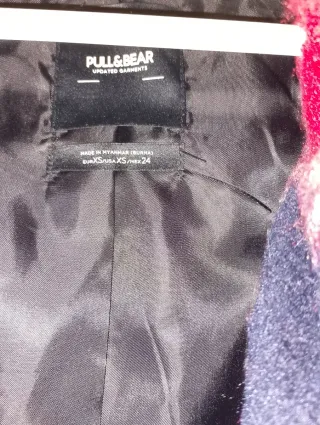 Abrigo cuadros Pull&Bear/ Talla grande