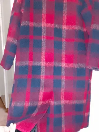 Abrigo cuadros Pull&Bear/ Talla grande