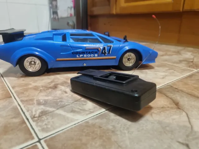Coche teledirigido Lamborghini Countach