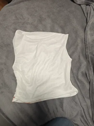 Camiseta sin mangas con estampado floral