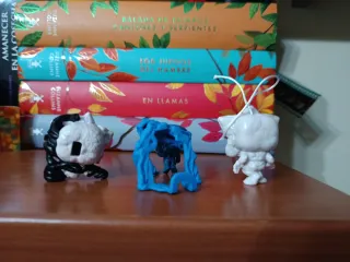 Figuras Kinder Joy Demogorgon y Vecna