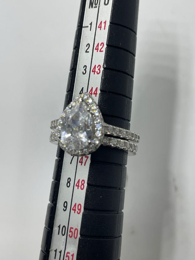 Conjunto de anillos plateados