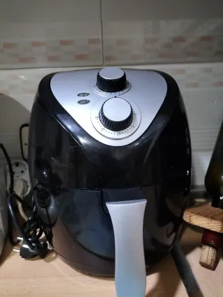 Freidora de aire Salter 3L Negra