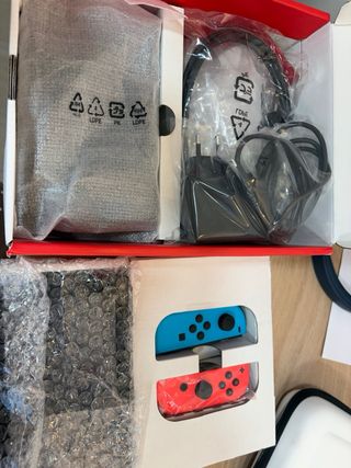 Nintendo Switch + funda protectora