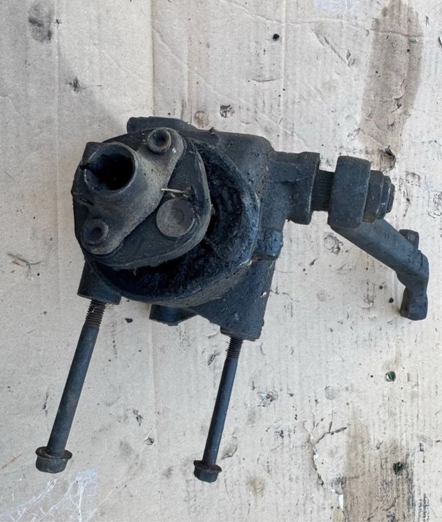 Caja de dirección Mercedes W123 mecánica