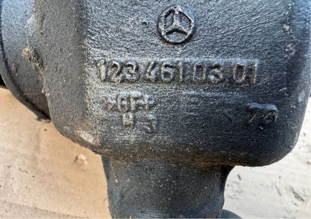 Caja de dirección Mercedes W123 mecánica