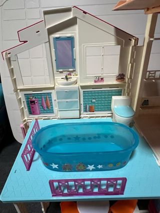 Supercasa Barbie con ascensore