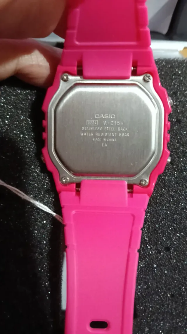 Reloj Casio Digital Rosa 50WR (Módulo 3224)