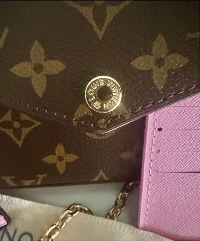 Borsa in pelle con portafoglio e porta carte ispirata a Louis Vuitton
