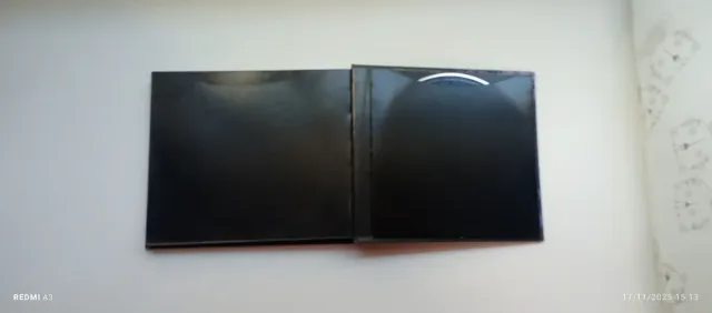 Libro y CD Barricada - La Tierra Está Sorda