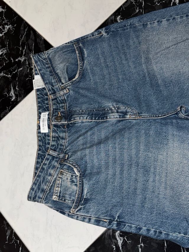 Vaqueros Anchos Pull and Bear