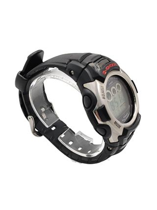 RELOJ CASIO G-SHOCK 2688 NEGRO Y PLATA