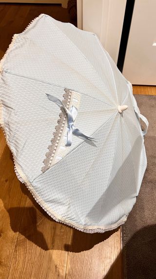 Saco para carrito de bebé azul, gris y blanco