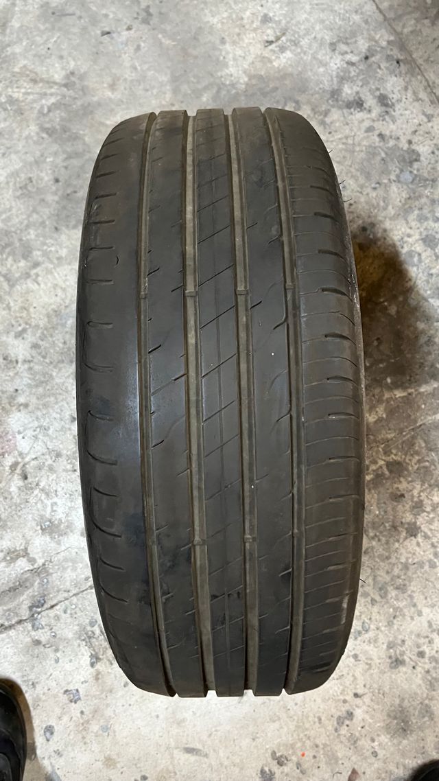 Neumáticos Goodyear EfficientGrip 205/55R16 91V