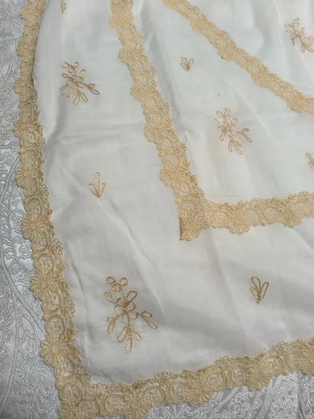 Manteletas Fallera Antigua/Huertana Beige/Blanco