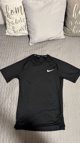 Camiseta Nike Pro Negra