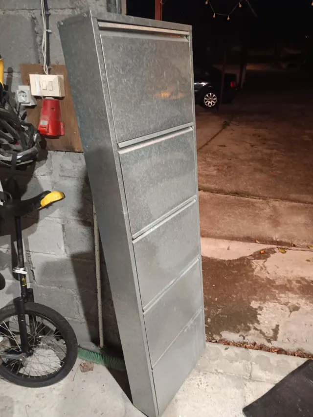 Zapatero mural acero 5 compartimentos