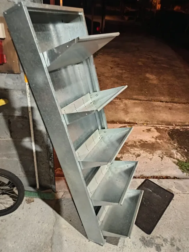 Zapatero mural acero 5 compartimentos