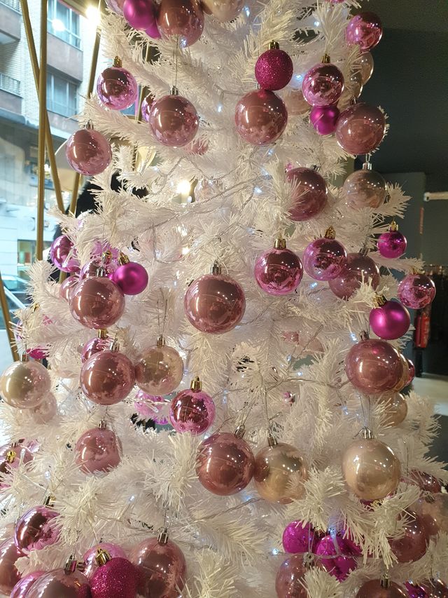 Árbol Navidad Barbie Rosa y Blanco