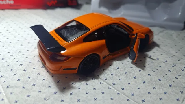 Welly NEX Porsche 911 GT3 RS