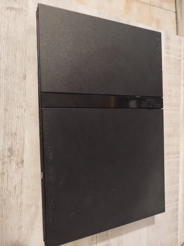 Consola PlayStation 2 + Metal Gear Solid 2