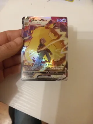 Carta Pokémon Pikachu VMAX Gigaplacaje Eléctrico