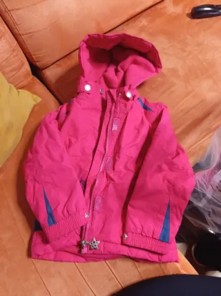 Chaqueta de nieve rosa para niña
