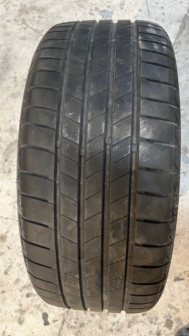 Neumático Bridgestone Turanza 225/40R18 92Y
