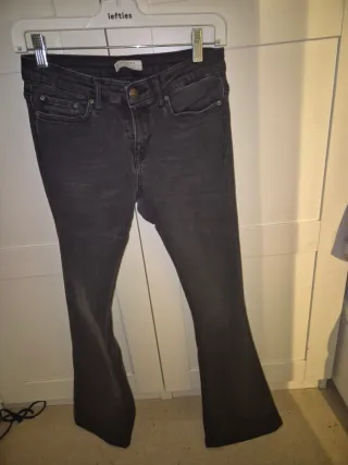 Pantalones campana negros Zara