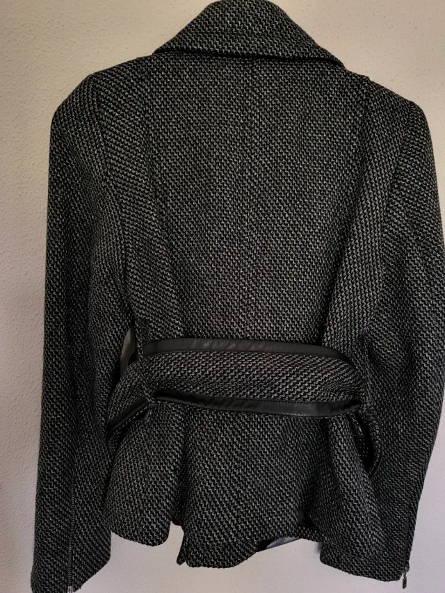 Chaqueta Zara Tweed Negra y Gris