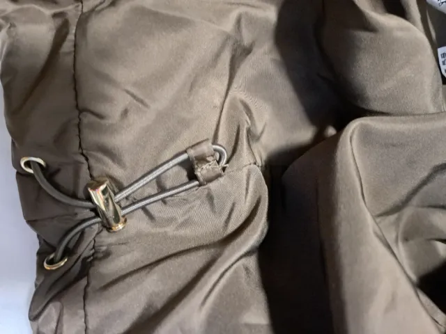 Abrigo acolchado Zara marrón