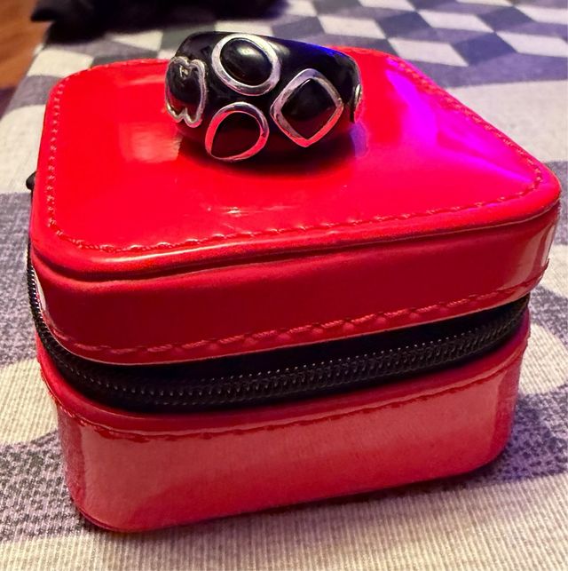 Anillo Tous Negro y Plateado