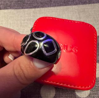 Anillo Tous Negro y Plateado