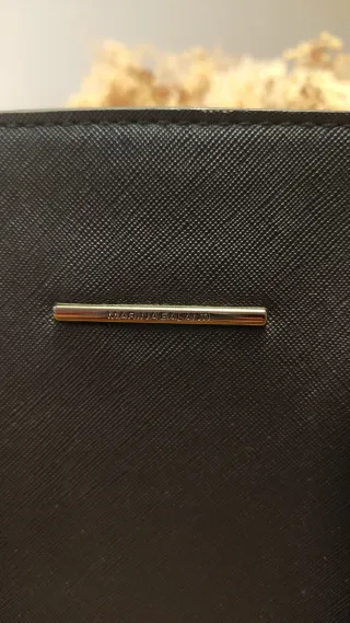 Bolso de mano azul marino