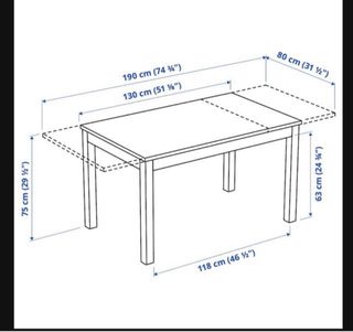 Mesa comedor Modelo Laneberg y 4 sillas negras