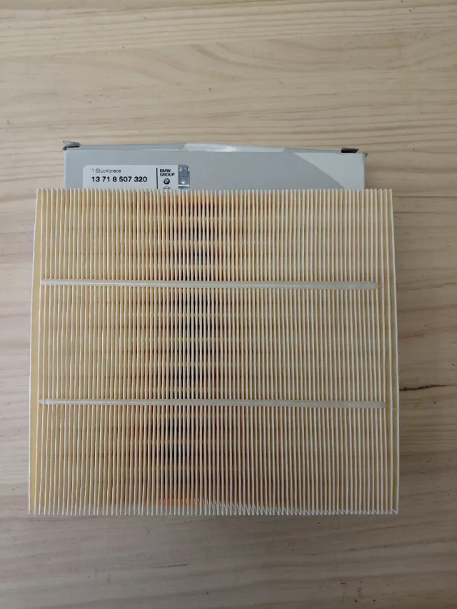 Filtro de aire BMW 13 71 8 507 320