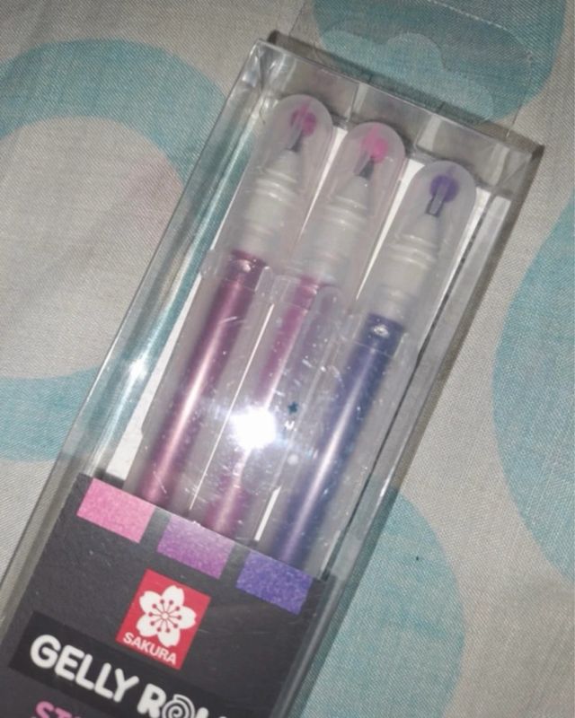 Set de bolígrafos Sakura Gelly Roll y Pigma