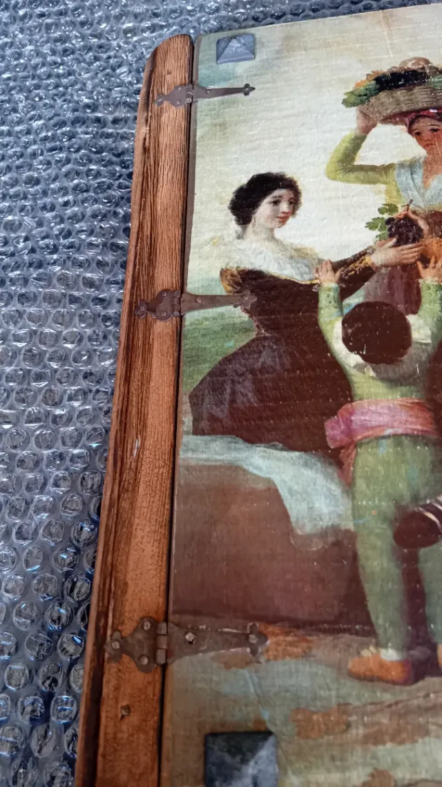 BONITA CAJA MADERA DECORADA VINTAGE