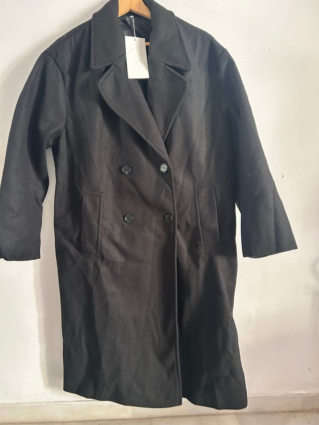 Chaqueta tres cuartos negra