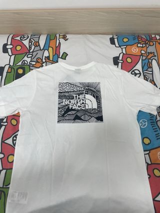 Camiseta The North Face Blanca