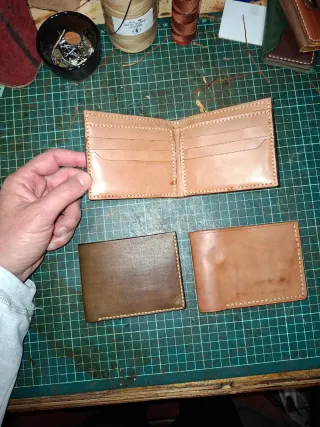 Billeteras de cuero auténtico hechas a mano